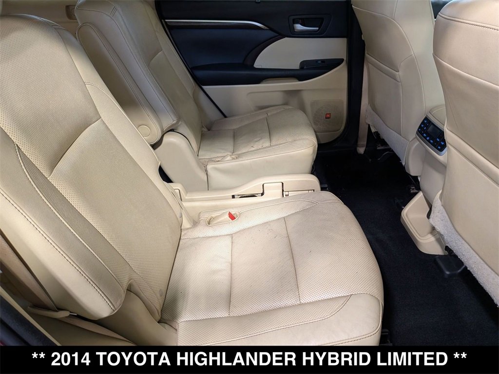 Used 2014 Toyota Highlander Limited Platinum image 29