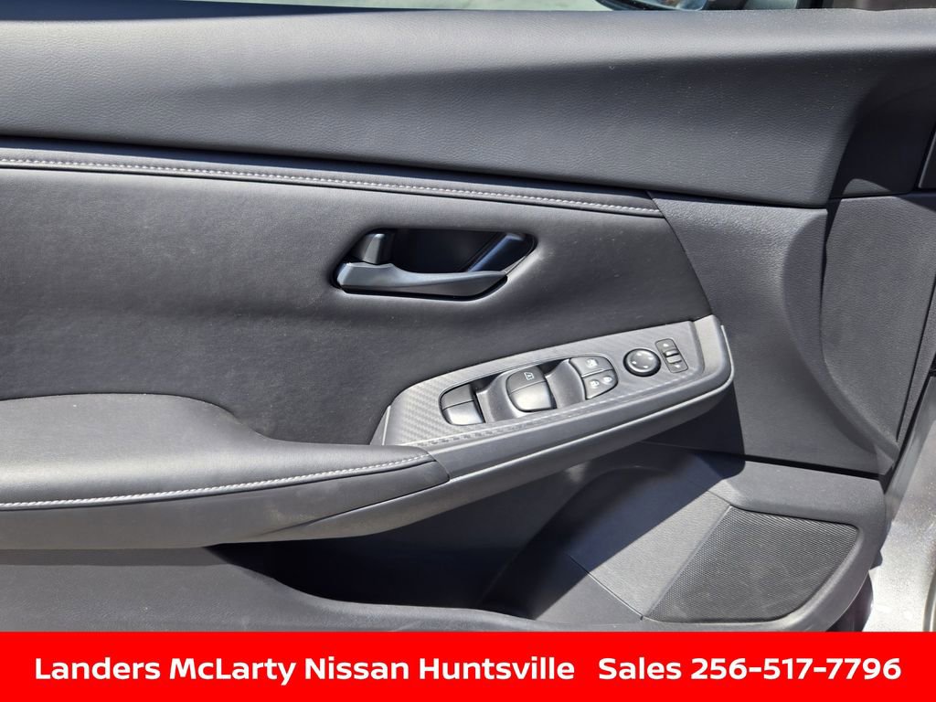 Used 2025 Nissan Sentra S image 20