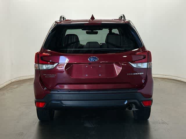 Certified 2022 Subaru Forester Premium AWD/4WD image 4