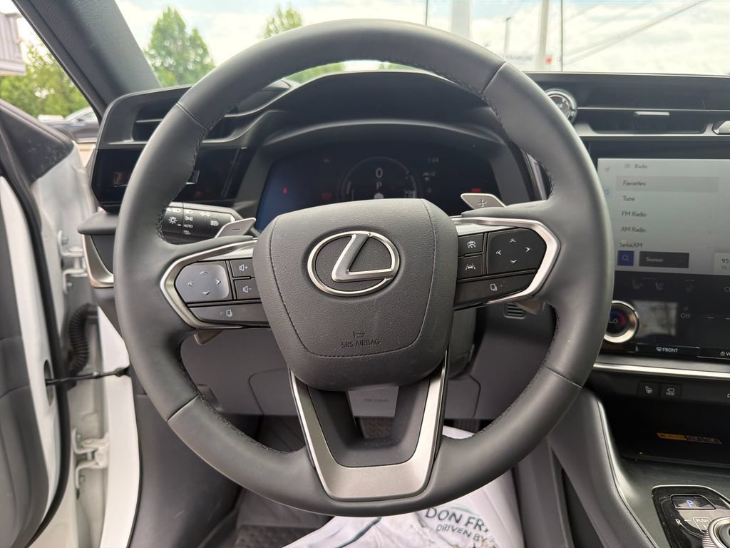 Used 2024 Lexus RZ 450e Premium w/ Technology Package AWD/4WD image 17