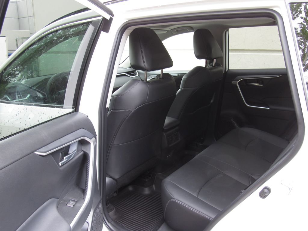 Used 2025 Toyota RAV4 XLE Premium w/ Weather Package AWD/4WD image 14