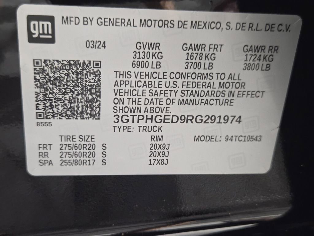 Used 2024 GMC Sierra 1500 Denali w/ Technology Package RWD image 33
