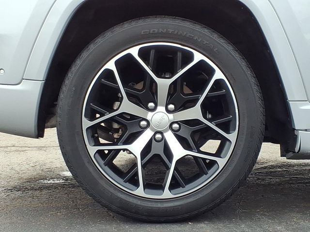 Certified 2022 Jeep Grand Cherokee Summit image 9