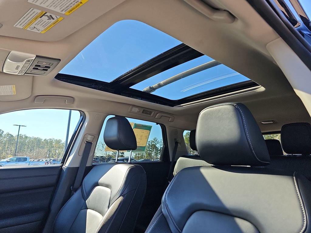 Used 2023 Nissan Pathfinder SL w/ SL Premium Package image 35