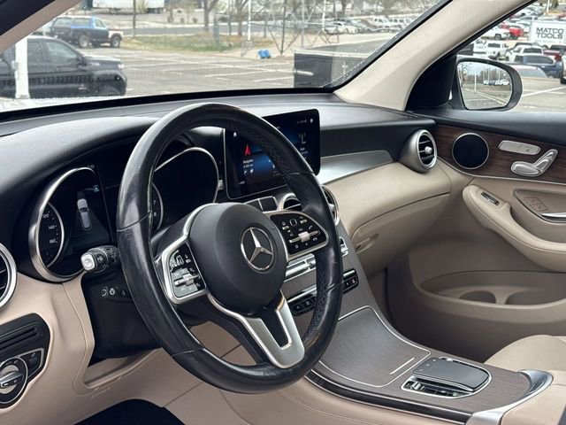 Used 2020 Mercedes-Benz GLC 300 4MATIC w/ Multimedia Package image 10