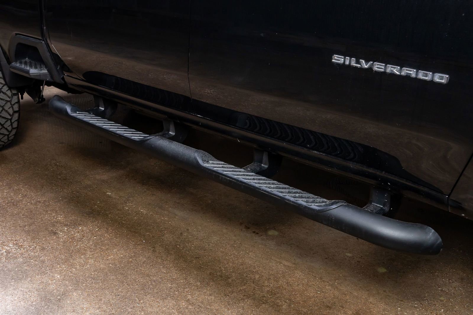 Used 2021 Chevrolet Silverado 2500 LTZ w/ Carhartt Edition AWD/4WD image 13