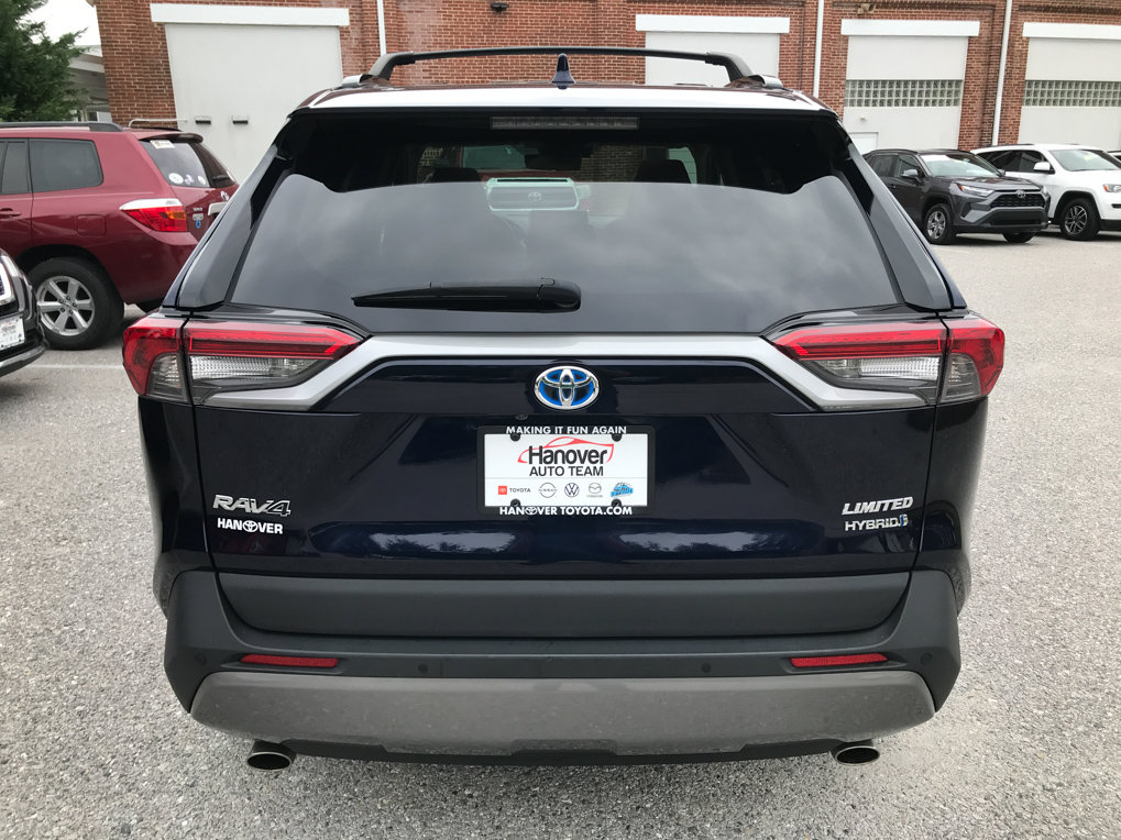 Used 2020 Toyota RAV4 Limited AWD/4WD image 7