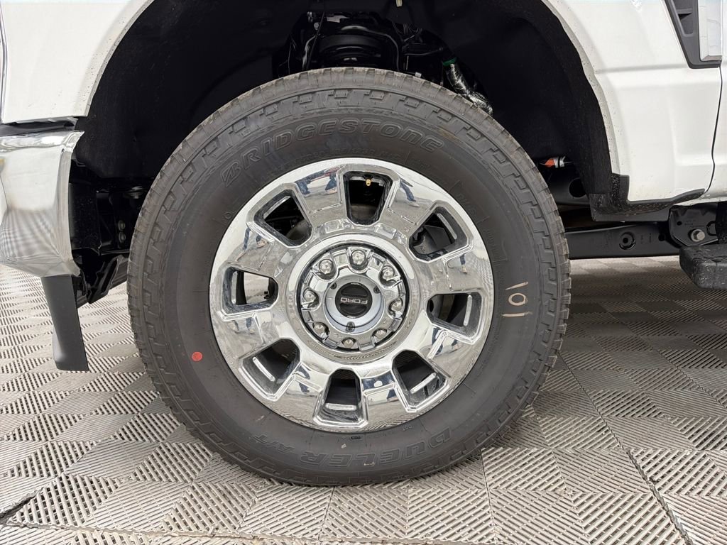 New 2026 Ford F250 Lariat w/ Chrome Package image 11