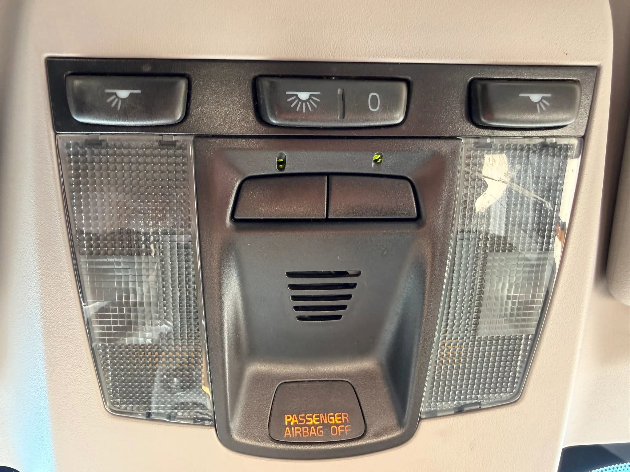 Used 2011 Volvo C70 T5 w/ Multimedia Pkg image 21