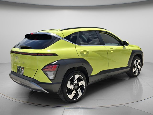 Used 2024 Hyundai Kona Limited FWD image 7