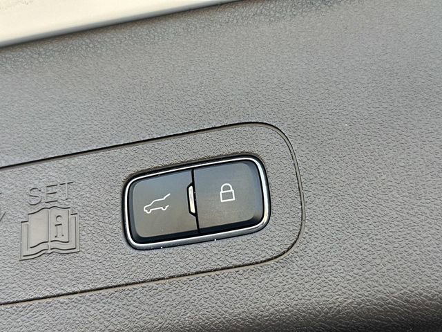 Used 2022 Lincoln Aviator Reserve w/ Equipment Group 201A image 33