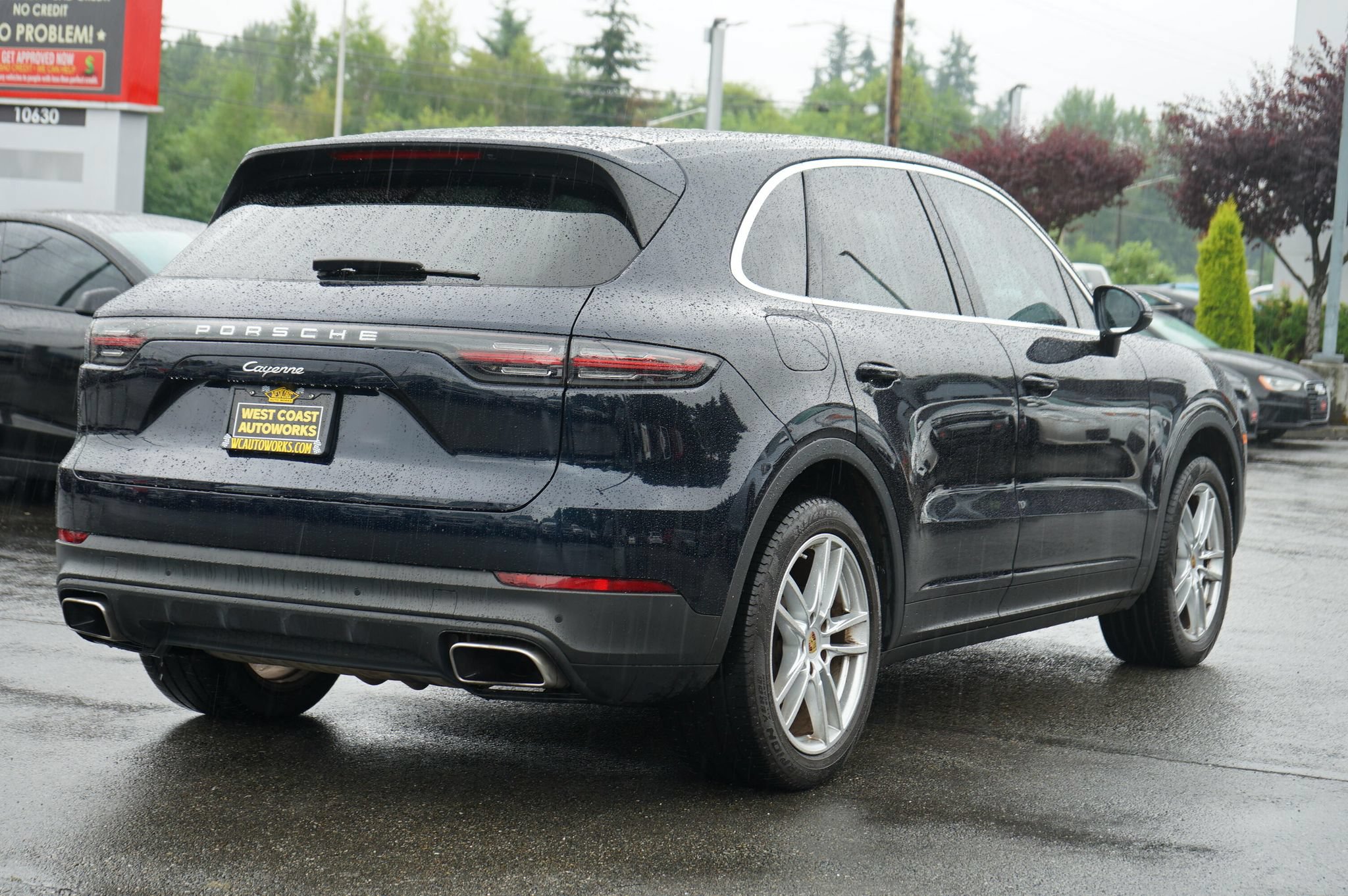 Used 2021 Porsche Cayenne AWD/4WD image 5