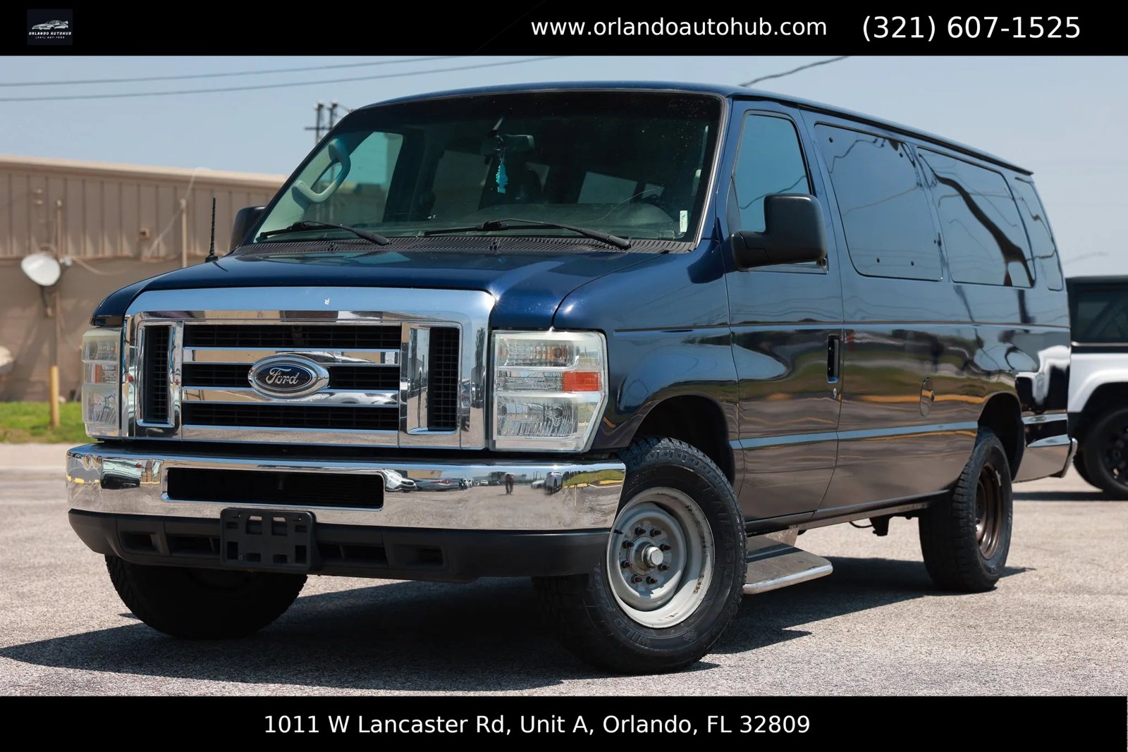 Used 2011 Ford E-350 and Econoline 350 XLT RWD image 1