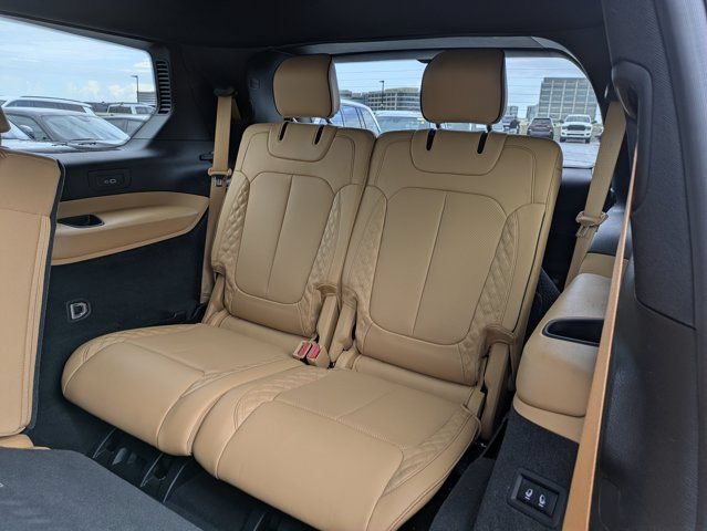 Used 2022 Jeep Grand Cherokee L Summit w/ Advanced Protech Group IV AWD/4WD image 15