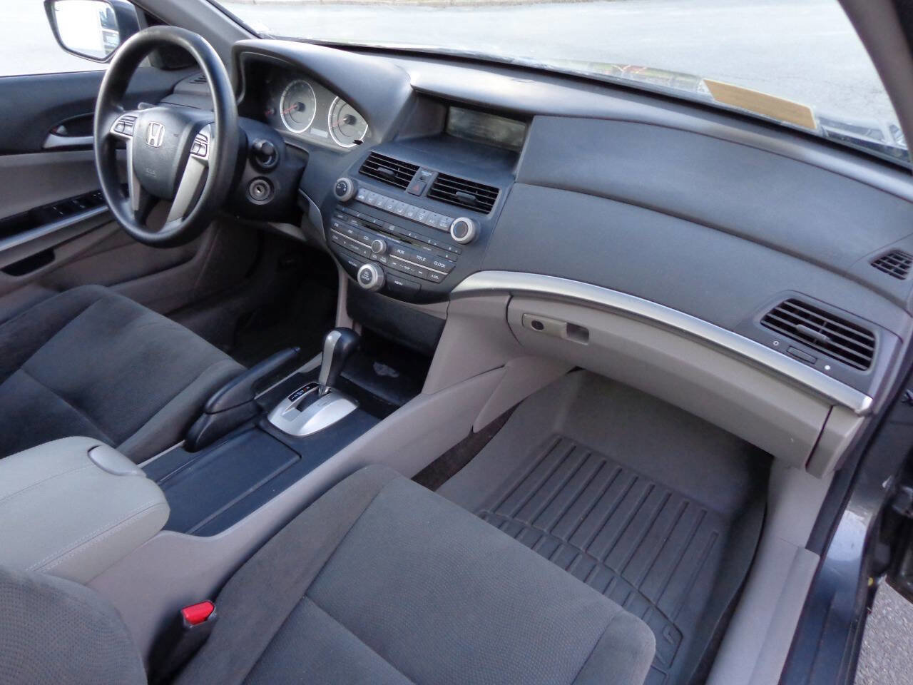 Used 2010 Honda Accord EX image 11