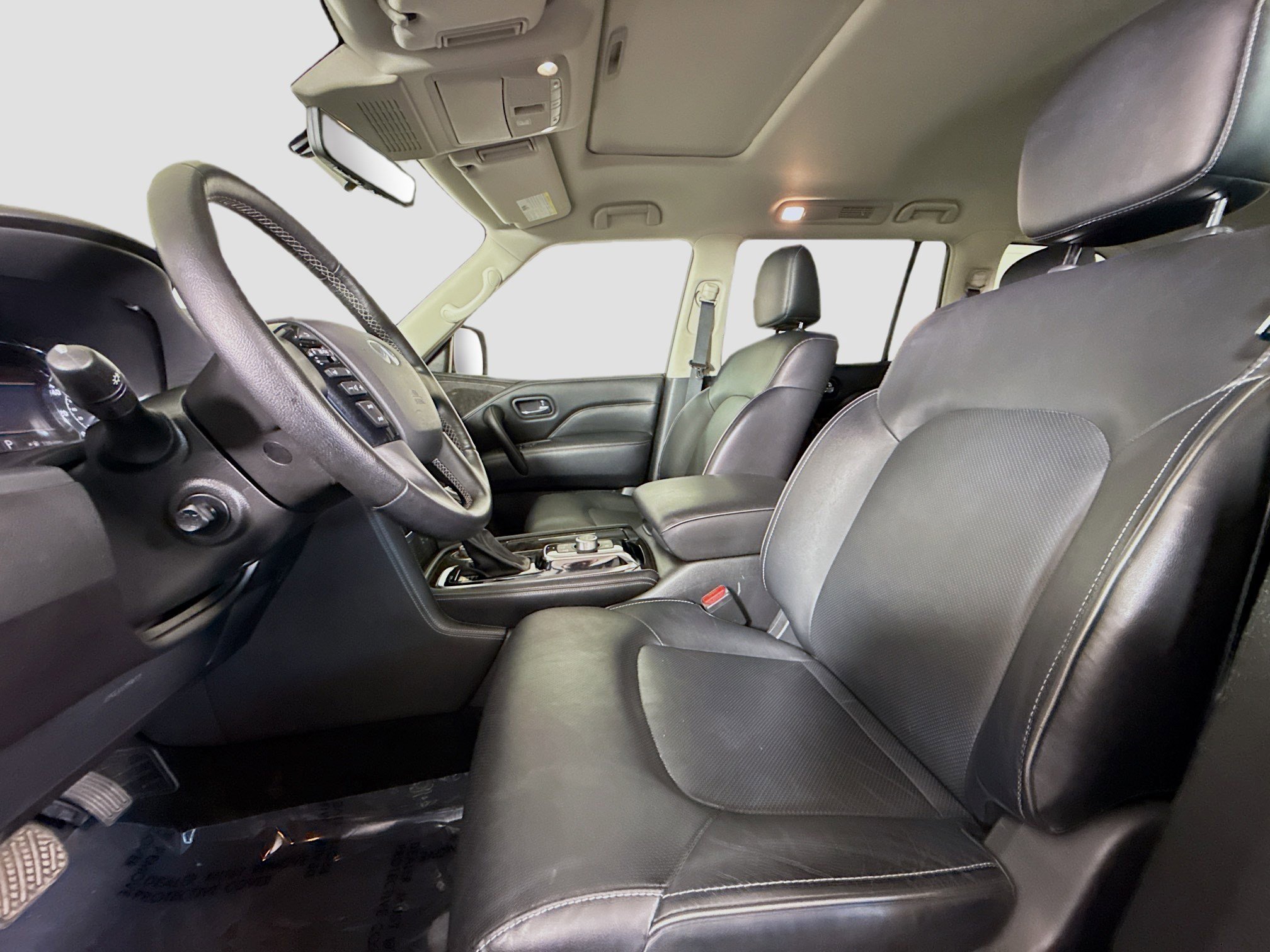 Used 2024 INFINITI QX80 Luxe image 22