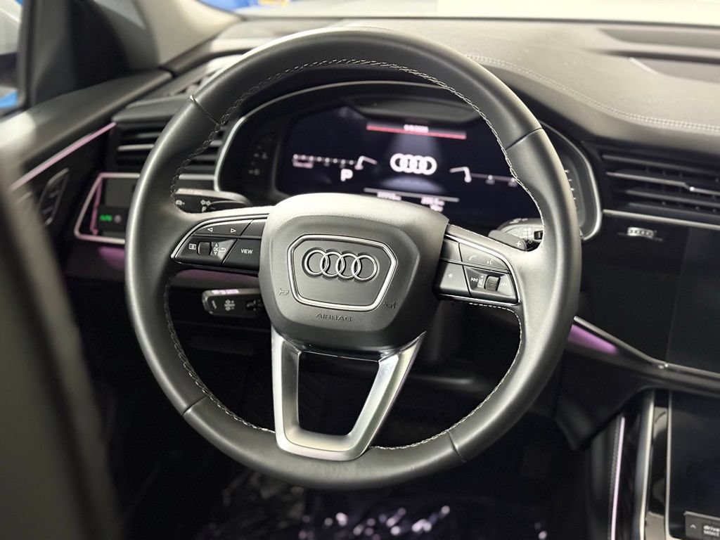 Used 2023 Audi Q8 Premium Plus AWD/4WD image 12