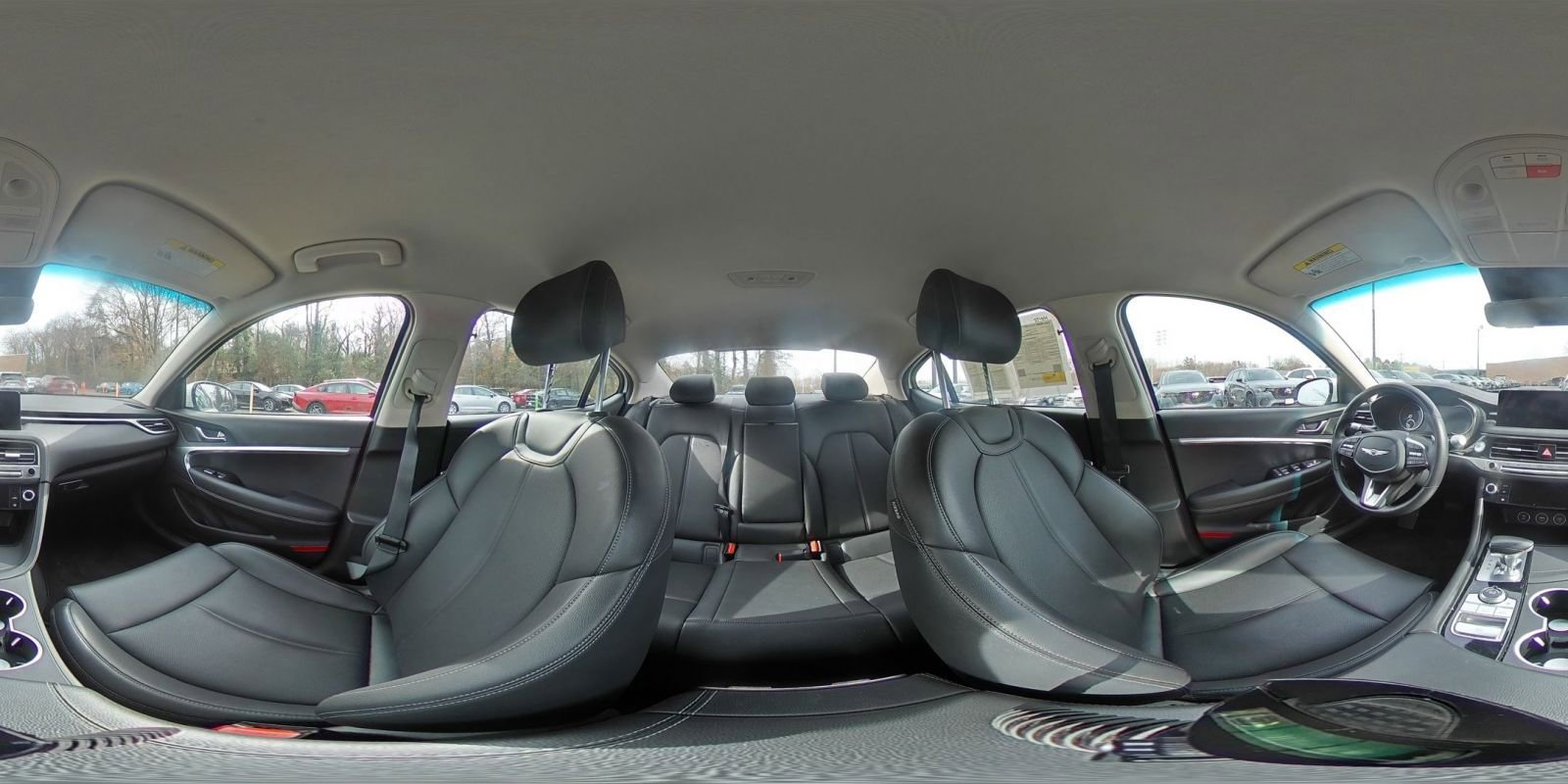 Used 2025 Genesis G70 2.5T image 42