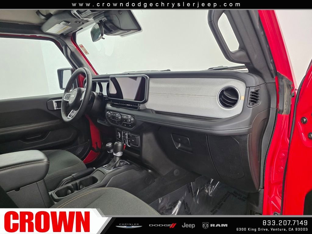 Used 2024 Jeep Wrangler Unlimited Sahara image 14