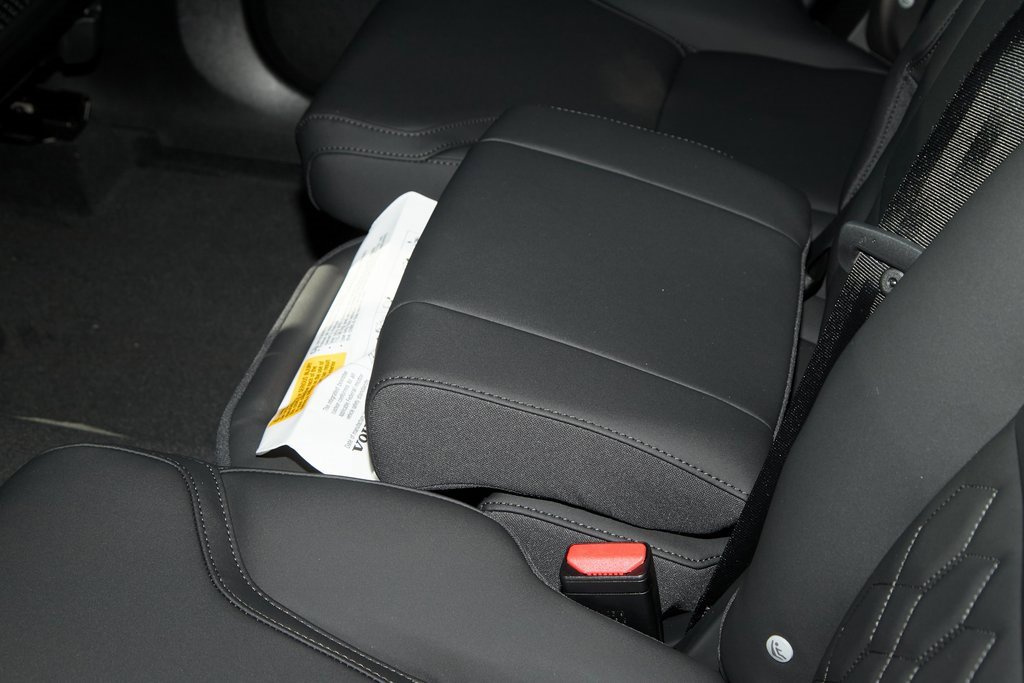 New 2026 Volvo XC90 B6 Plus w/ Protection Package Premier image 29