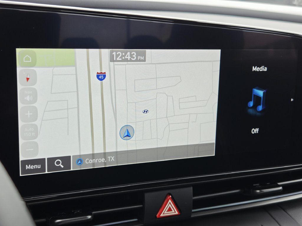 Used 2025 Hyundai Elantra SEL FWD image 36