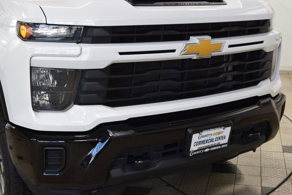 Used 2024 Chevrolet Silverado 2500 Custom w/ Custom Value Package image 11