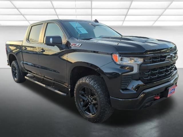 Used 2022 Chevrolet Silverado 1500 LT Trail Boss w/ LT Trail Boss Premium Package image 1