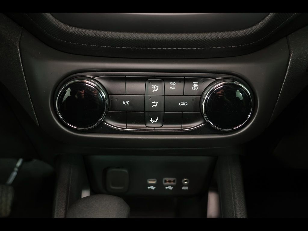 Used 2023 Chevrolet TrailBlazer LS AWD/4WD image 26