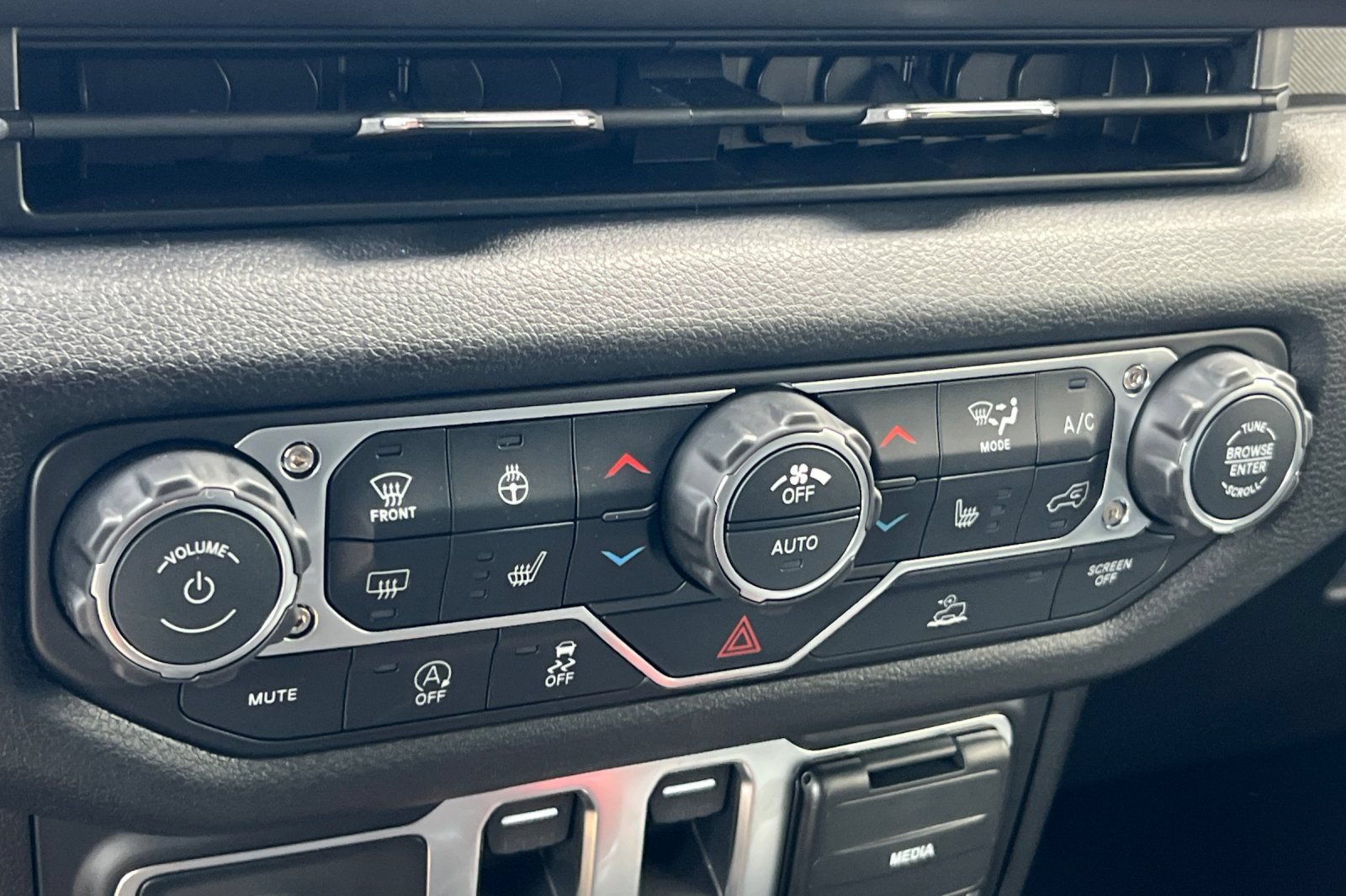 New 2026 Jeep Wrangler Sport AWD/4WD image 20