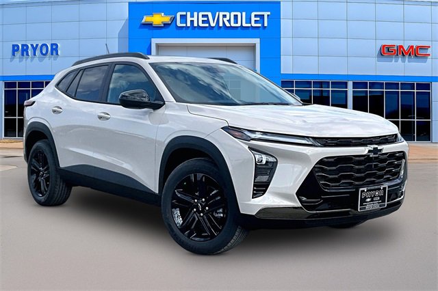 New 2026 Chevrolet Trax ACTIV w/ Sunroof Package