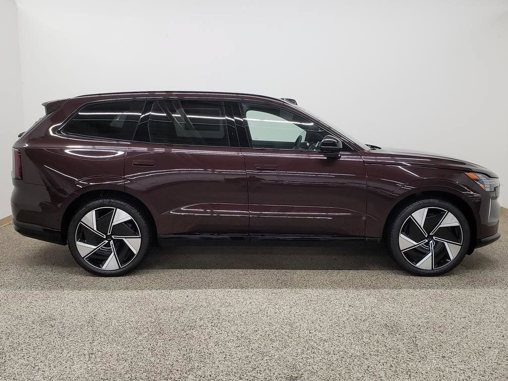 New 2025 Volvo EX90 Ultra w/ Protection Package Premier AWD/4WD image 2