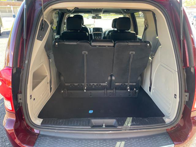 Used 2019 Dodge Grand Caravan SXT FWD image 24