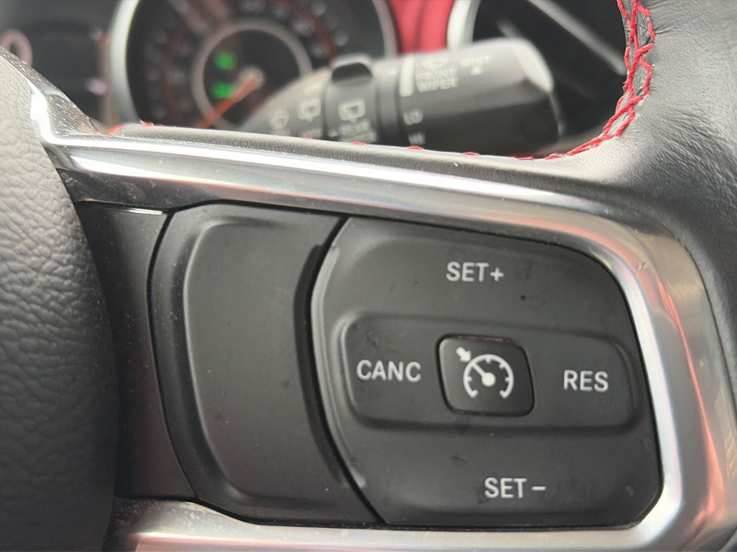 Used 2023 Jeep Wrangler Unlimited Rubicon w/ Cold Weather Group AWD/4WD image 15