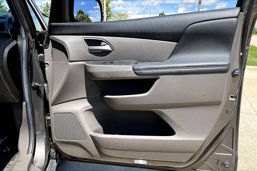 Used 2012 Honda Odyssey EX-L image 23