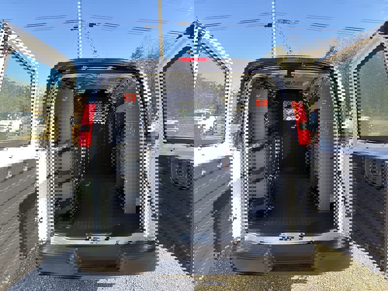 New 2025 Chevrolet Express 2500 RIDICULOUS DEAL! 1WT w/ Driver Convenience Package image 24