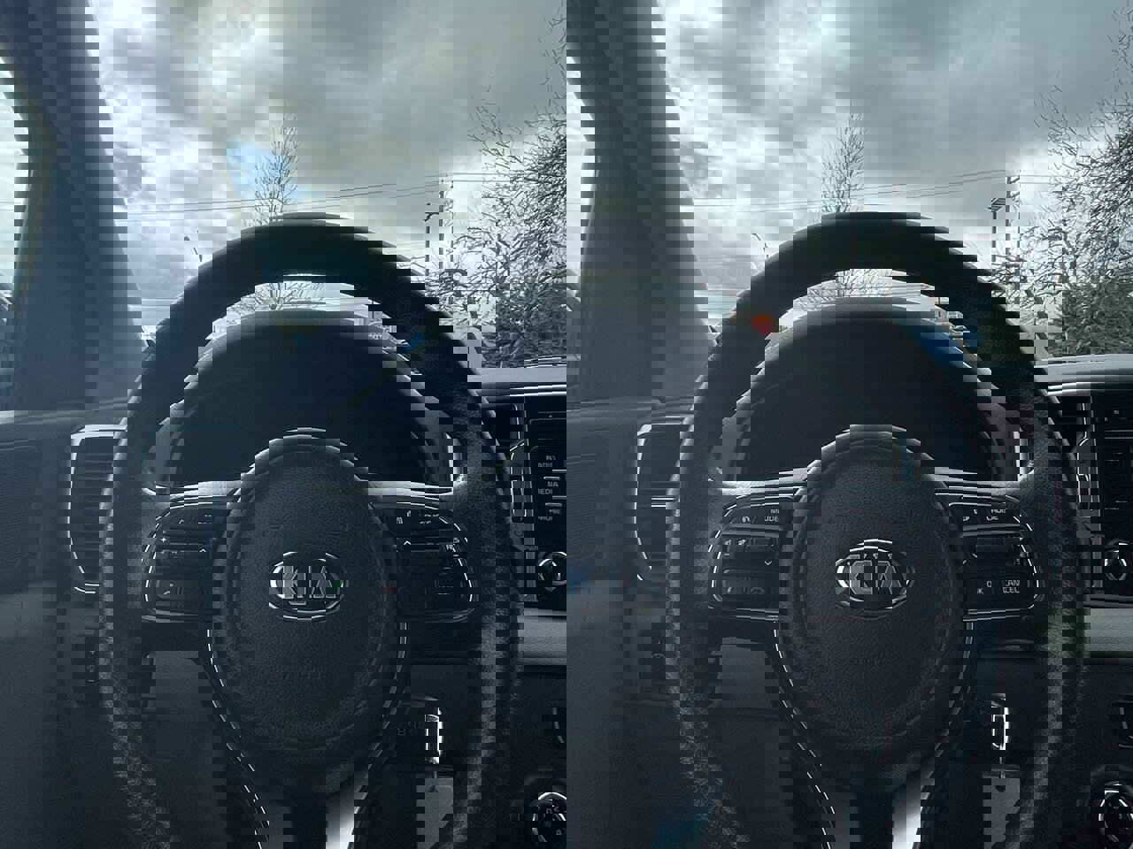 Used 2019 Kia Sportage LX image 11