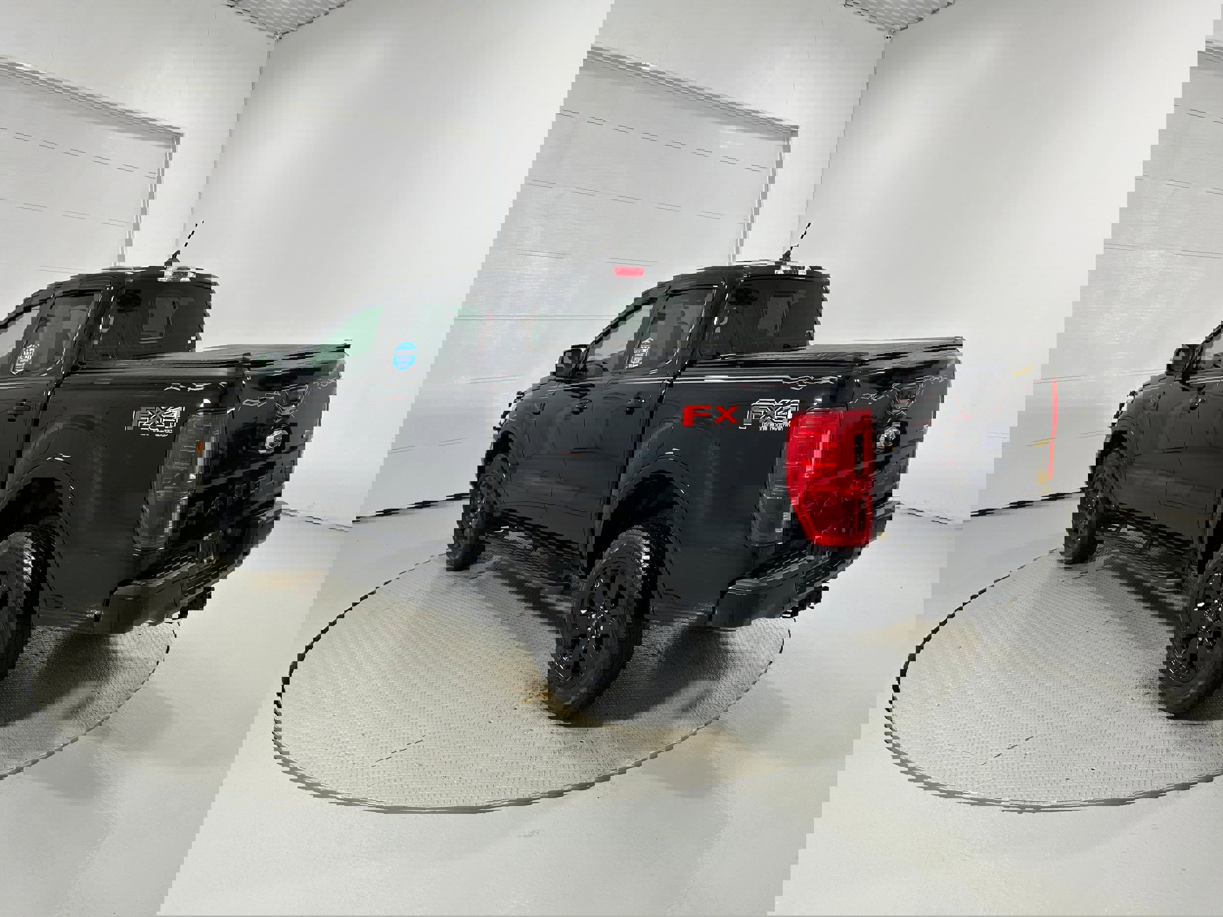 Used 2019 Ford Ranger Lariat w/ Black Appearance Package image 23