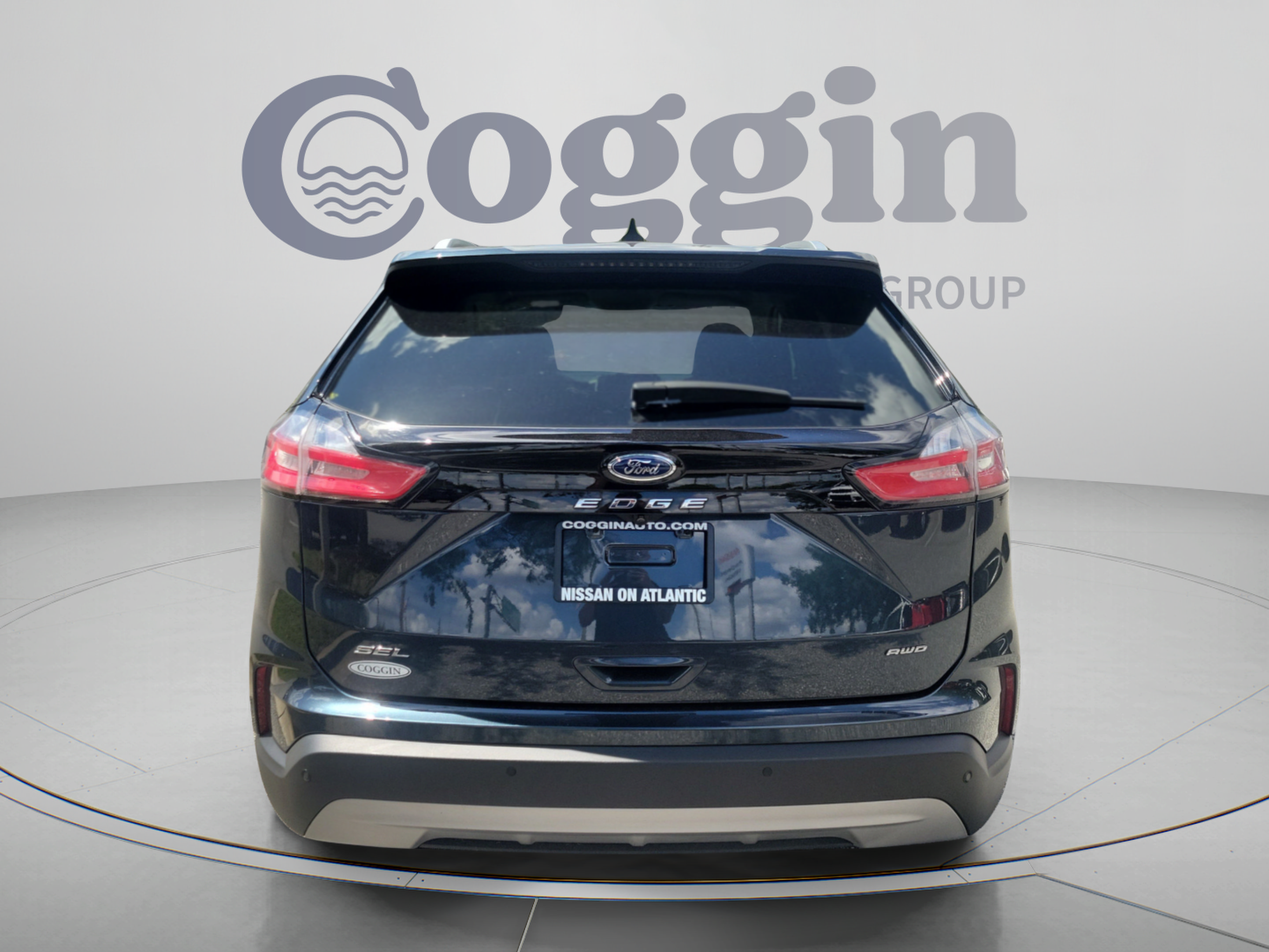 Used 2022 Ford Edge SEL w/ Convenience Package AWD/4WD image 3