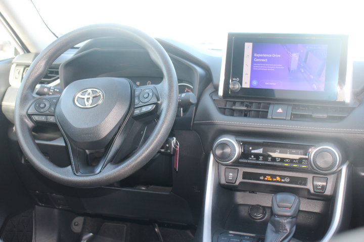Certified 2025 Toyota RAV4 LE AWD/4WD image 22