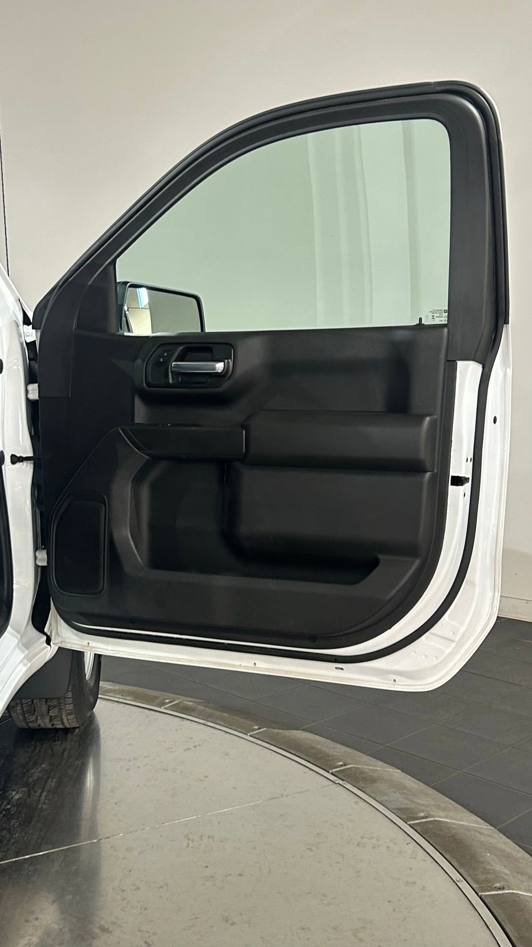 Used 2023 Chevrolet Silverado 1500 W/T RWD image 37