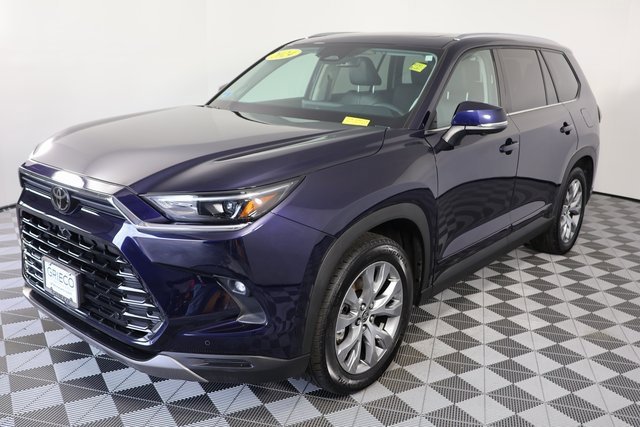 Used 2024 Toyota Grand Highlander Limited image 4