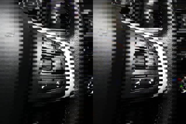 Used 2018 BMW X2 xDrive28i image 18