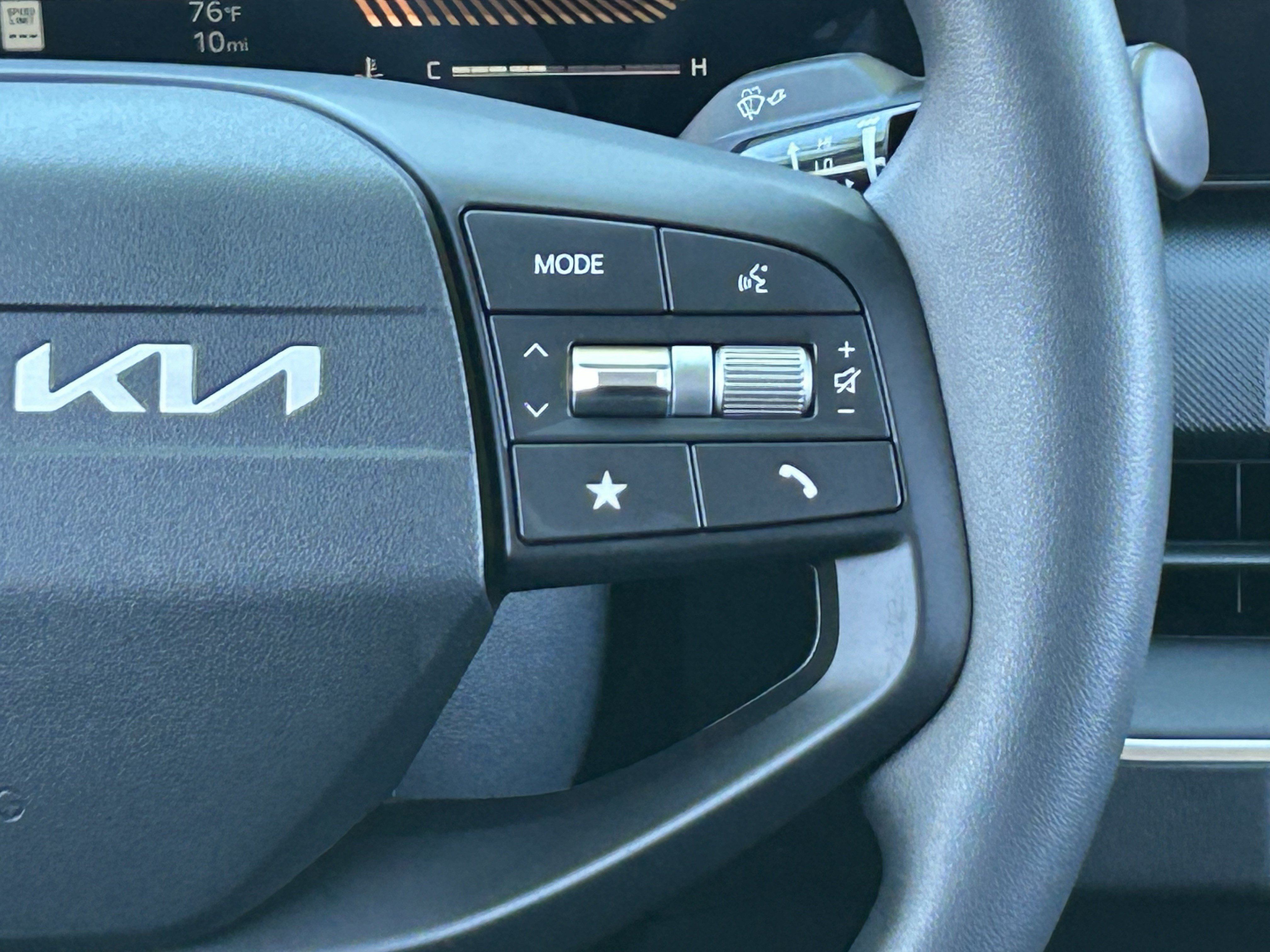 New 2026 Kia K4 FWD image 20