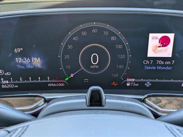 Used 2023 Cadillac Escalade ESV Sport Platinum w/ LPO, ONYX Package image 11