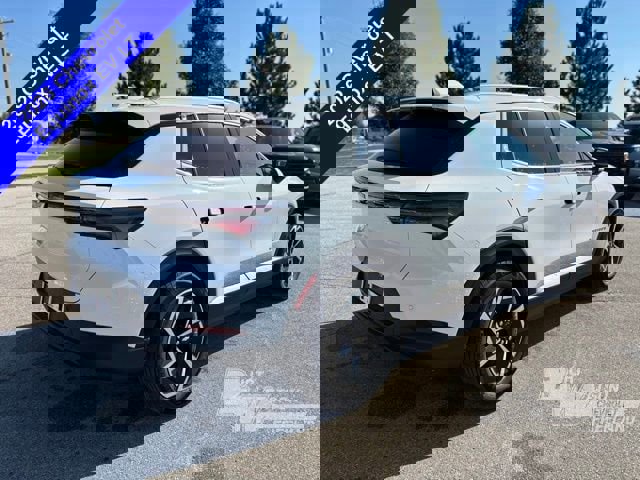 New 2026 Chevrolet Equinox EV LT image 5