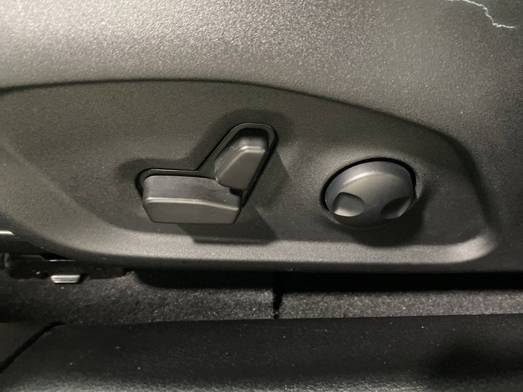 Used 2022 Jeep Compass Limited image 18