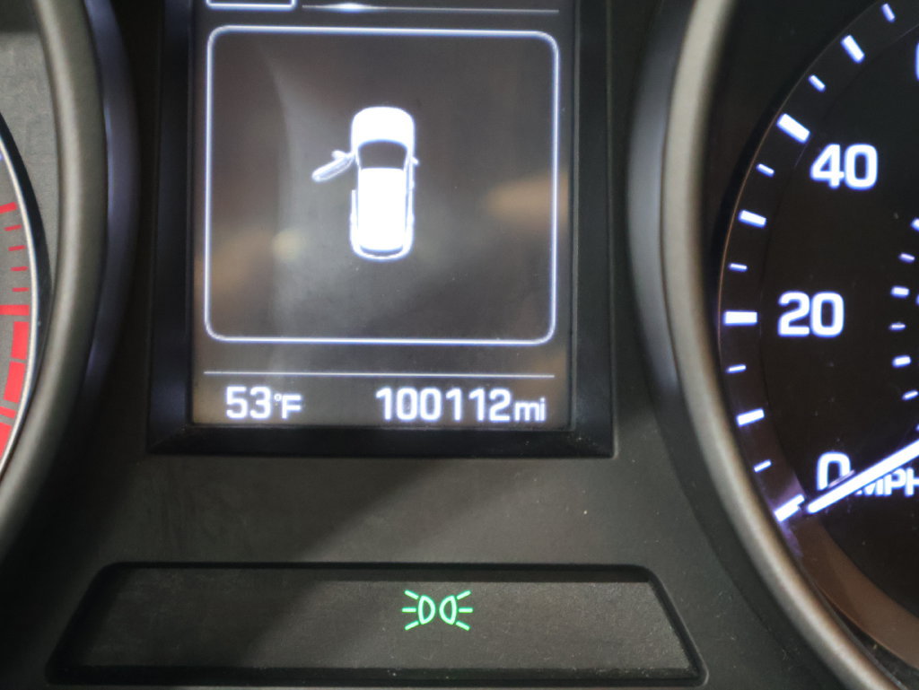 Used 2018 Hyundai Santa Fe Sport w/ 2.4L Value Package 02 AWD/4WD image 38
