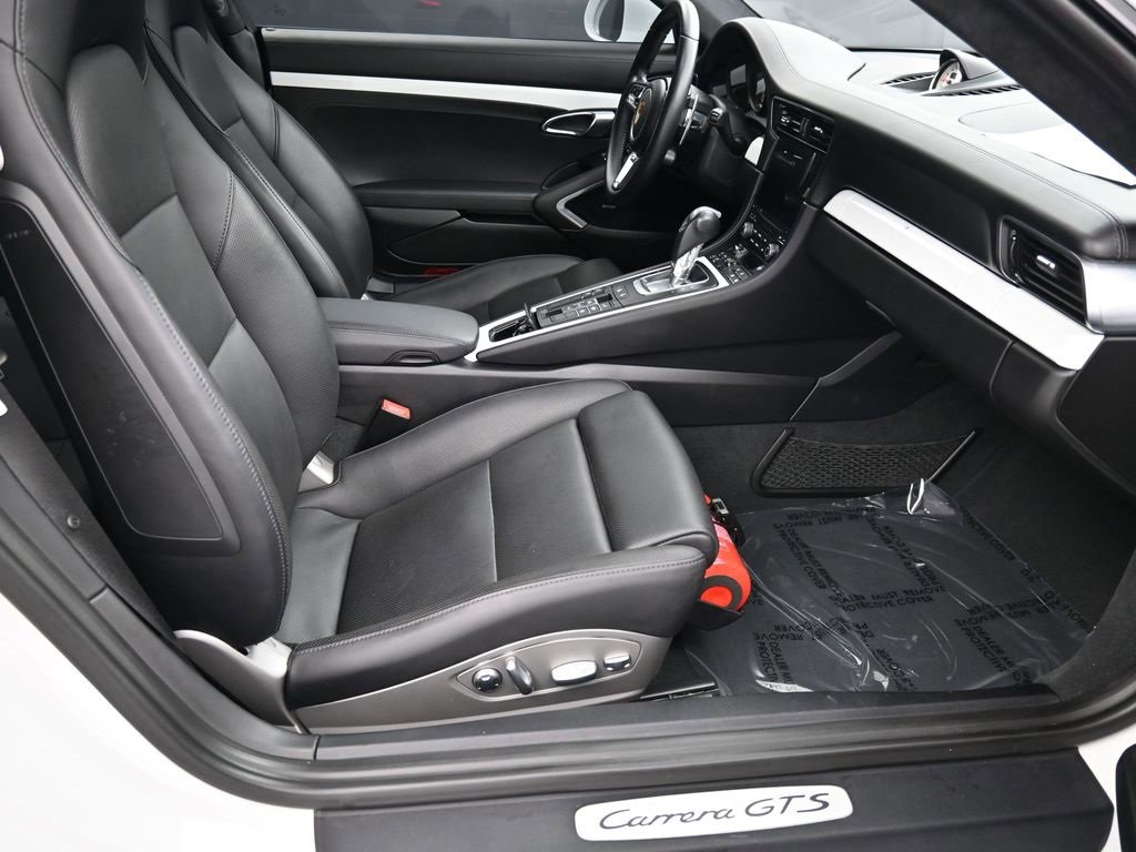 Used 2017 Porsche 911 Carrera GTS image 27