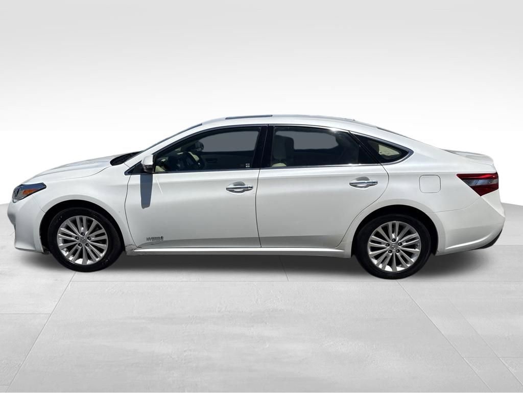 Used 2015 Toyota Avalon XLE Touring FWD video 2