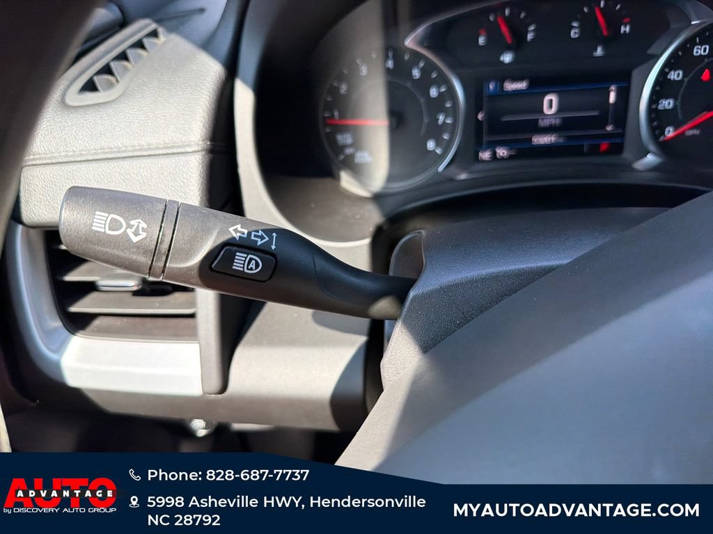 Used 2024 GMC Terrain SLE AWD/4WD image 23